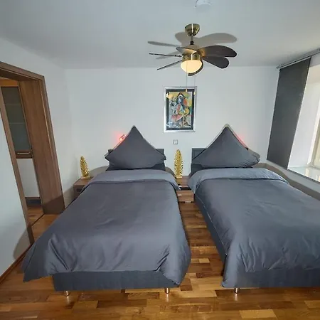 Gemuetliche 4 Mit Einzelbetten, Kueche Und Badezimmer * Hohenmölsen